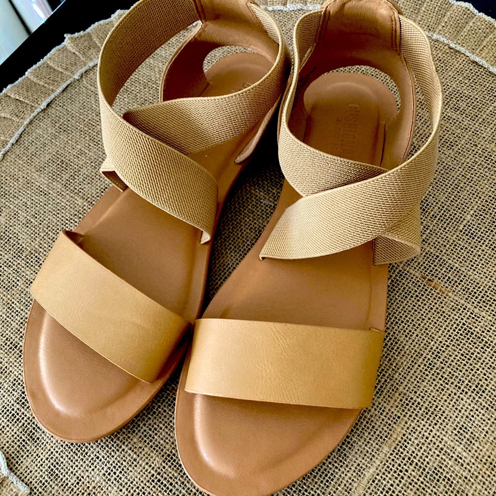 Stretch and Leather Sandals